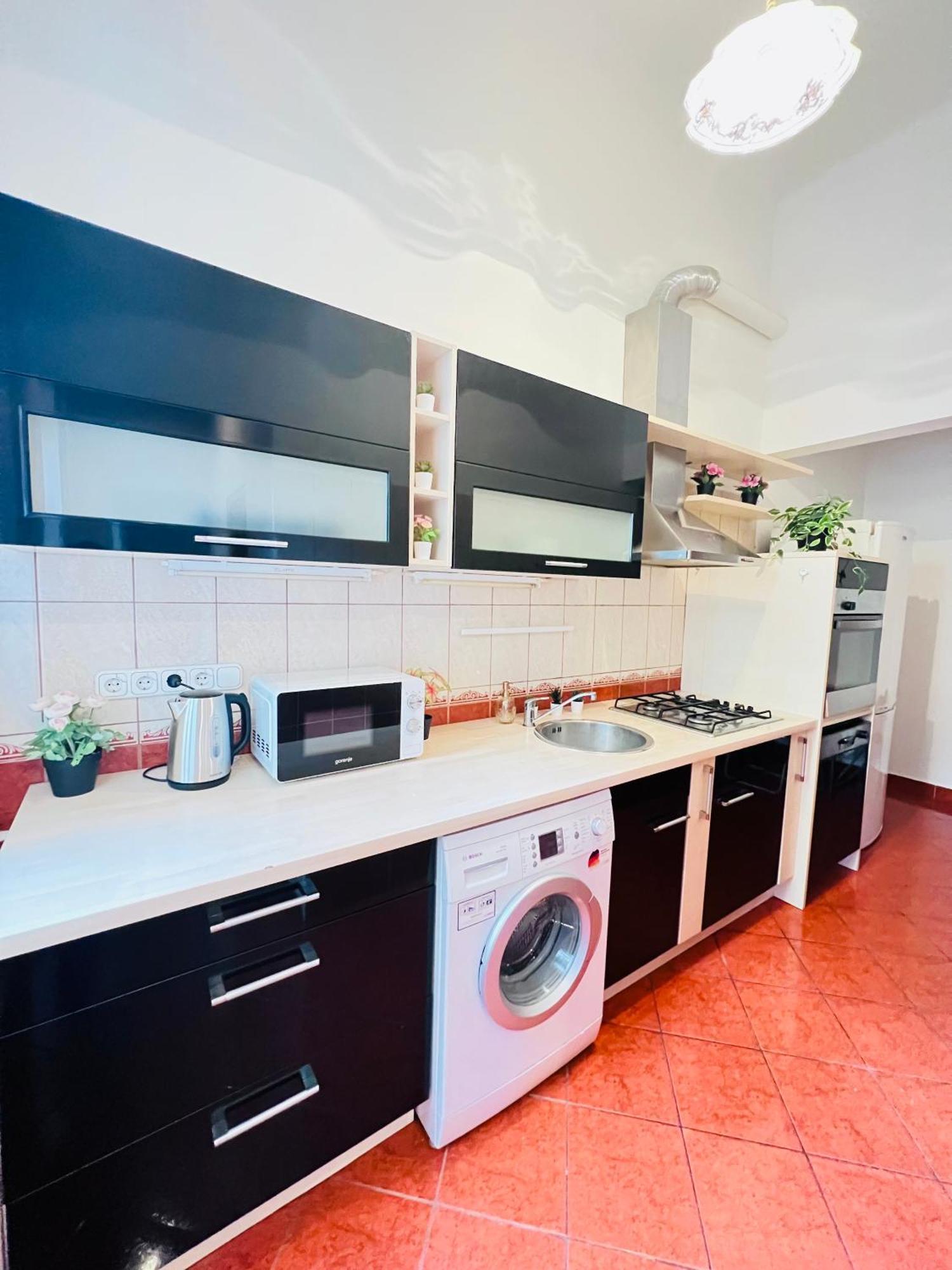 Kerepesi 3 - Opposite Keleti Station Apartment Budapest Luaran gambar